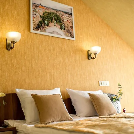 Hotel&spa Pysanka, писанка, 3 сауни та джакузі - індивідуальний відпочинок у מלון 3*