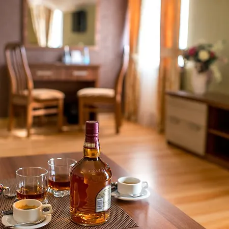 Hotel&spa Pysanka, писанка, 3 сауни та джакузі - індивідуальний відпочинок у Ξενοδοχείο 3*