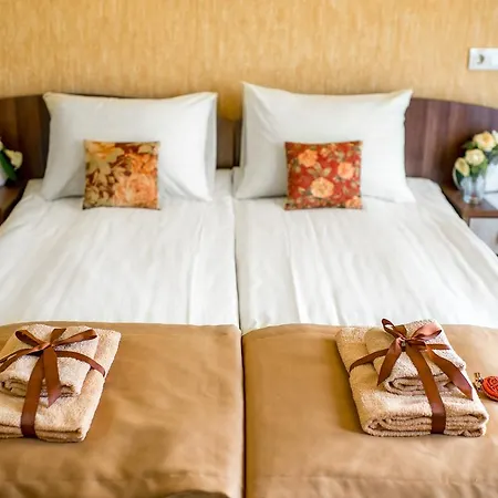 Hotel&spa Pysanka, писанка, 3 сауни та джакузі - індивідуальний відпочинок у Lvov