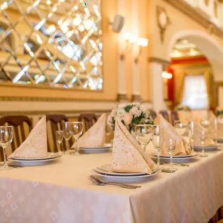 Hotel&spa Pysanka, писанка, 3 сауни та джакузі - індивідуальний відпочинок у Hotell Lviv