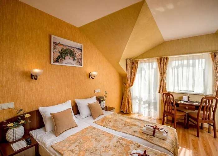 Hotel&spa Pysanka, писанка, 3 сауни та джакузі - індивідуальний відпочинок у Szálloda Lviv