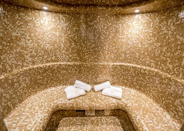 Hotel&spa Pysanka, писанка, 3 сауни та джакузі - індивідуальний відпочинок у Lviv