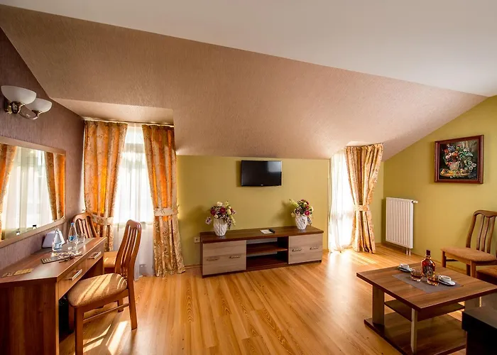 Hotel&spa Pysanka, писанка, 3 сауни та джакузі - індивідуальний відпочинок у 酒店 3*