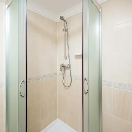 Hotel&spa Pysanka, писанка, 3 сауни та джакузі - індивідуальний відпочинок у Otel Lviv