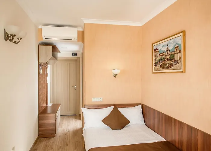 Hotel&spa Pysanka, писанка, 3 сауни та джакузі - індивідуальний відпочинок у リヴィウ